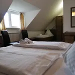 Отель Familia 3*